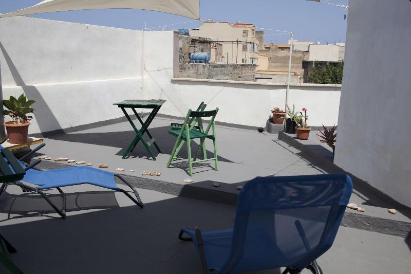 Area 12 Bb Bed & Breakfast Trapani Dış mekan fotoğraf